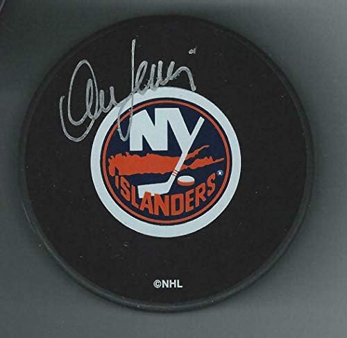 Dave Lewis, New York Adalıları Diskini İmzaladı-İmzalı NHL Diskleri